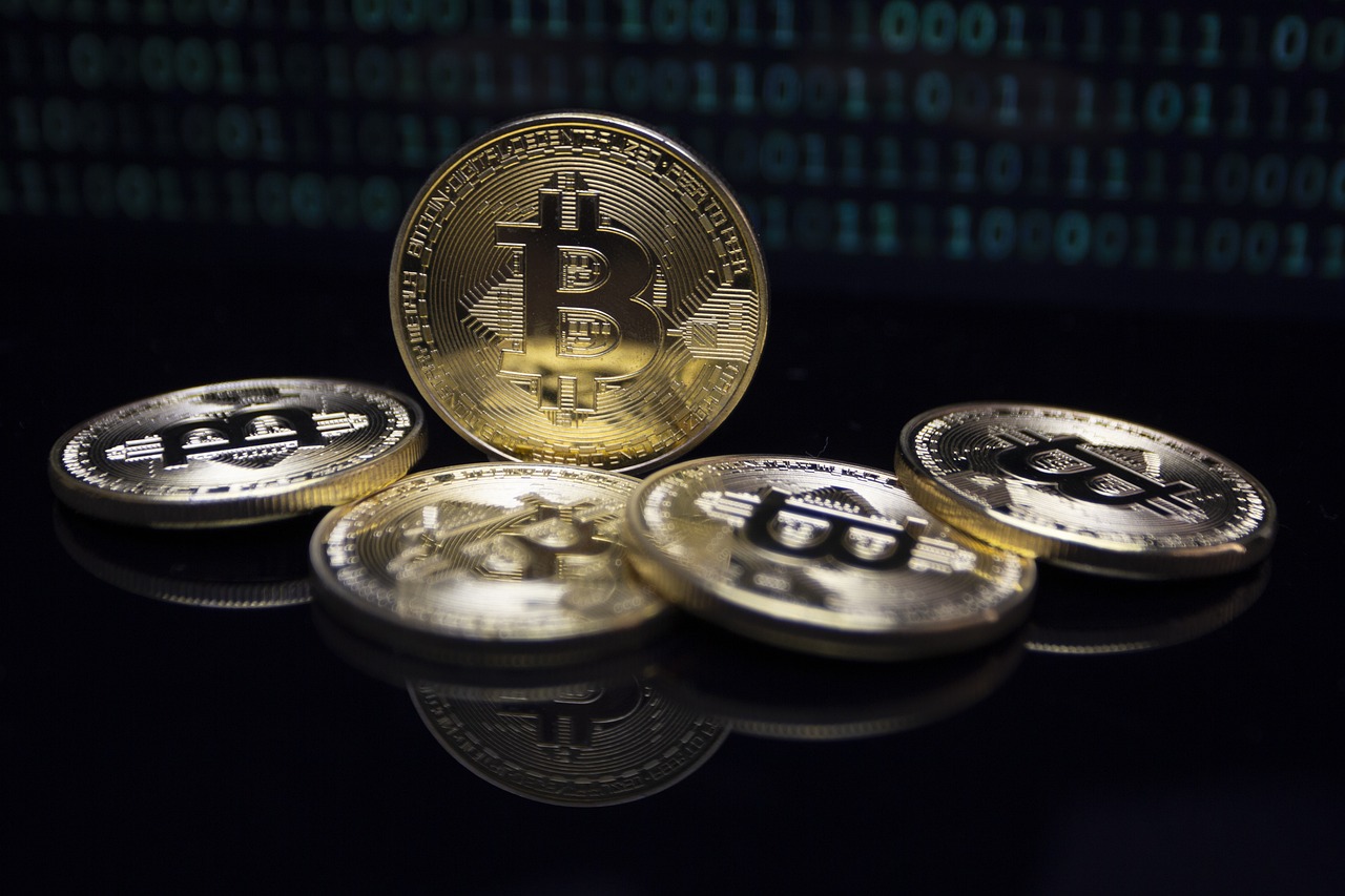 普京宣布俄乌战争复活节停火30小时！比特币涨破8.5万美元